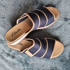 Clarks Halley Canvas Sandals BNIB Size 11